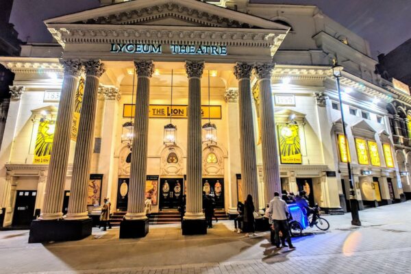 The-Lion-King-Lyceum-Theater-London (1)